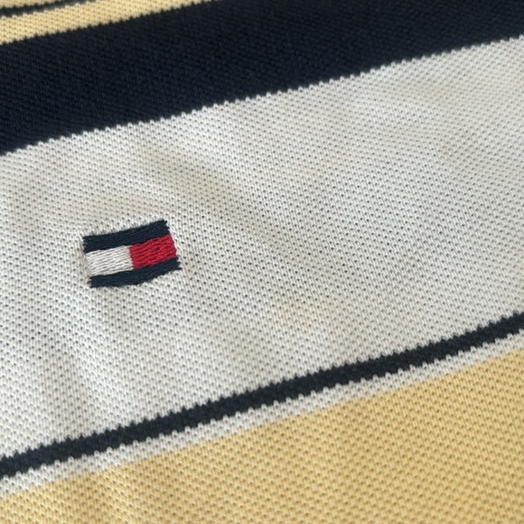 Tommy Hilfiger polo - Picture 2 of 9